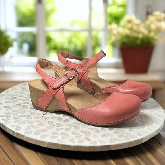 Dansko Tiffani Supportive Coral Leather Wedge Mary Jane Sandal EU 39 Comfortable - Picture 3 of 13
